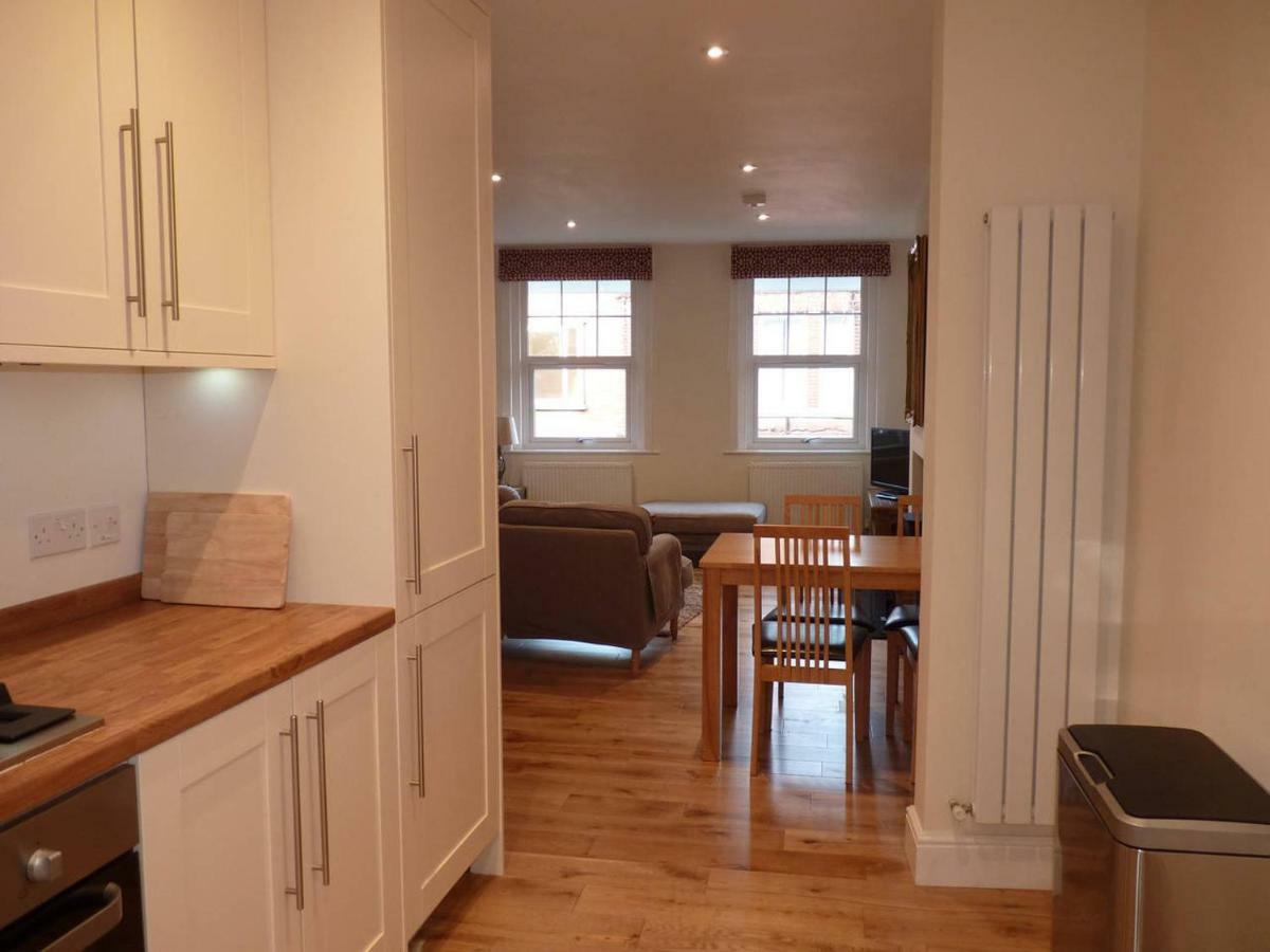 Brockenhurst Apartments Extérieur photo
