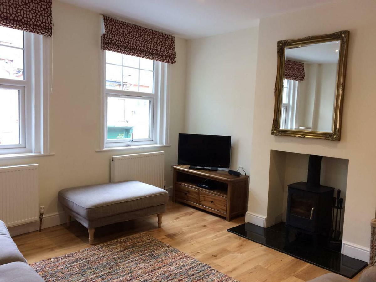 Brockenhurst Apartments Extérieur photo