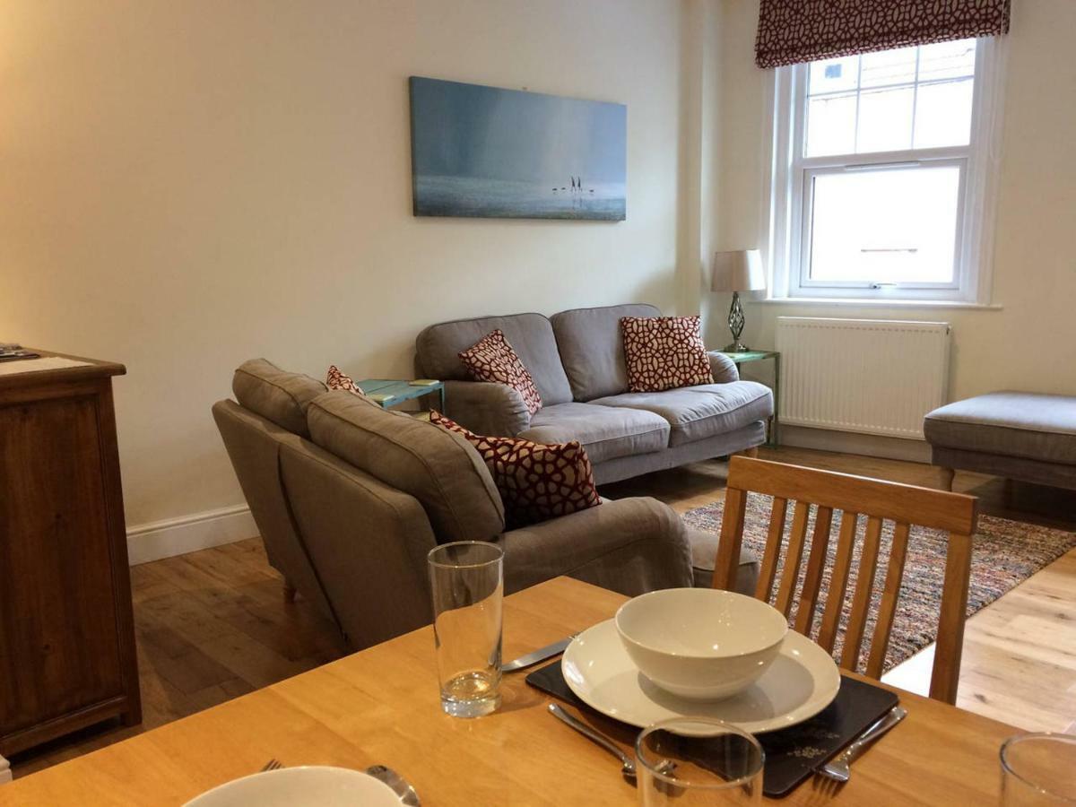 Brockenhurst Apartments Extérieur photo